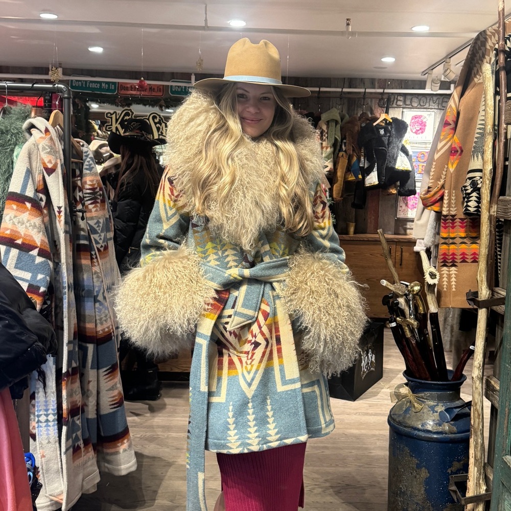 NEW LINDSEY THORNBURG HARDING SMOKING ROBE Shale blue Pendleton coat shearling - Picture 4 of 4